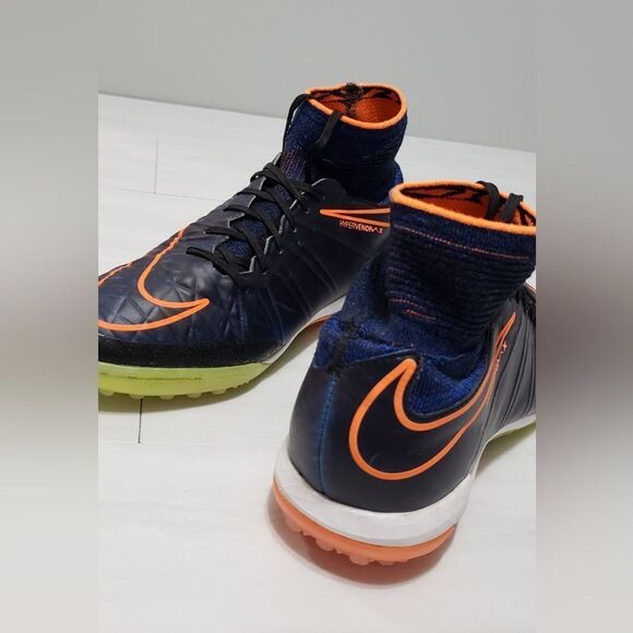 NIKE youth hypervenom cleats - Picture 7 of 12